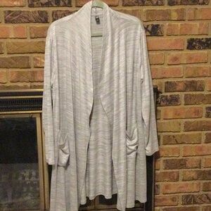 New long cardigan by 32 Degrees